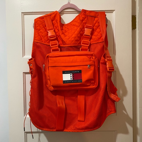 Tommy Hilfiger TOMMYXROMEO Tactical Vest in Neon Orange Size Small - Picture 14 of 16
